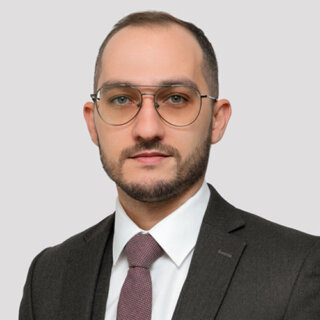 Исканцев Ян&nbsp;Анатольевич — Руководитель практики банкротства